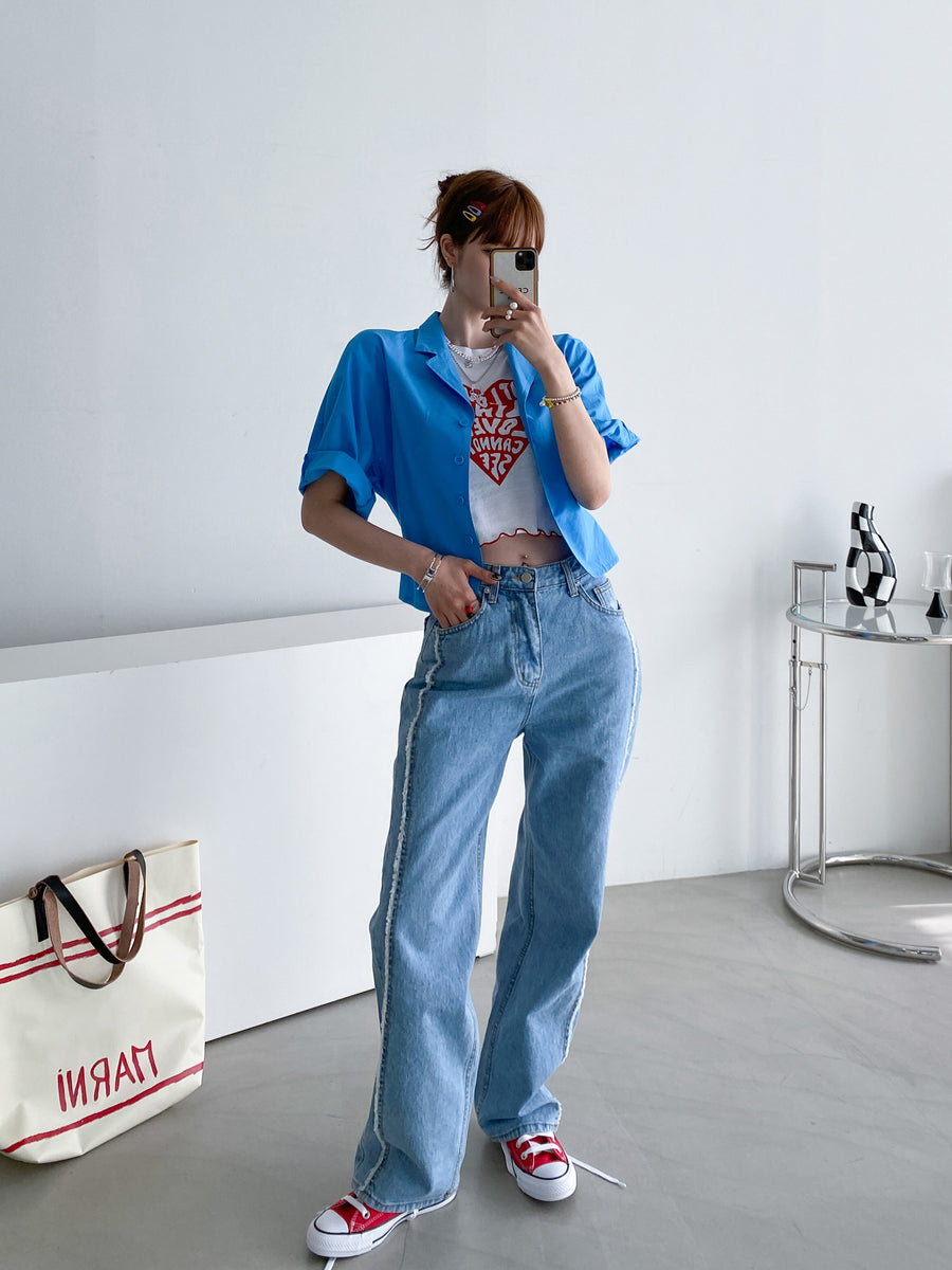 Love Blind Crop Tee