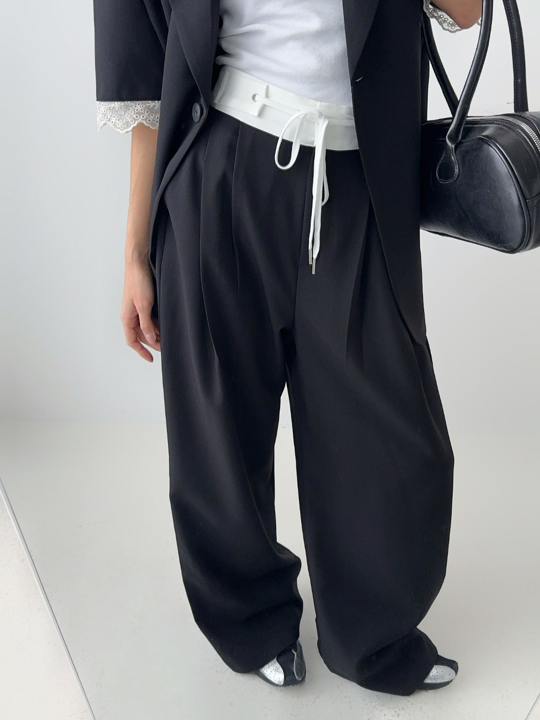 Contrast Line Wide Leg Trousers